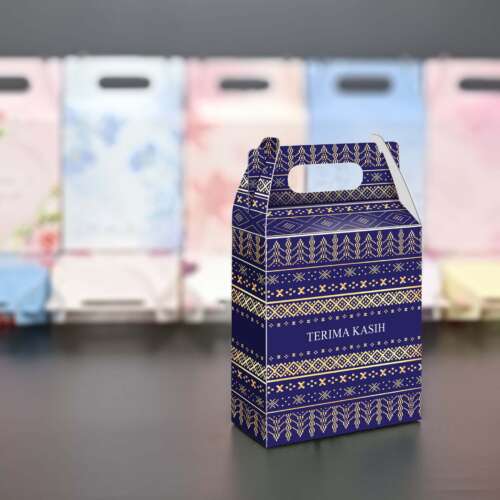 box kahwin biru dengan perkataan terima kasih